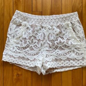 BCBG off white shorts size M